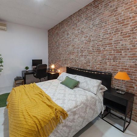 Digital Nomad Retreat 2 -Great Location Near Metro Apartment บาเลนเซีย ภายนอก รูปภาพ